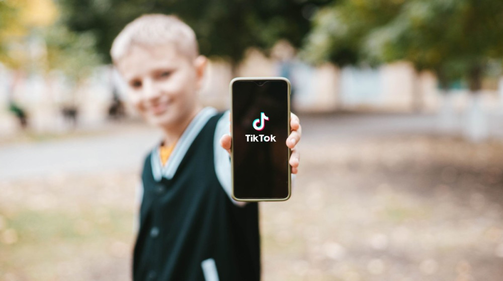 TikTok и его влияние на словарный запас подростков