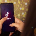 Мечта о славе в TikTok: как блогерство влияет на психику