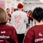 Фейковые благотворительные стримы обманывают детей