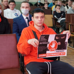 Ненависть в сети: паблики, которые учат ненавидеть