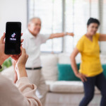 Дети и доверие: как TikTok подводит под удар личную безопасность
