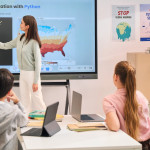 Умные доски и скрытое наблюдение за учениками